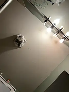 Snapshot of sluttysmiley chatting on 12.16.25 sluttysmiley online show from 12.16.25