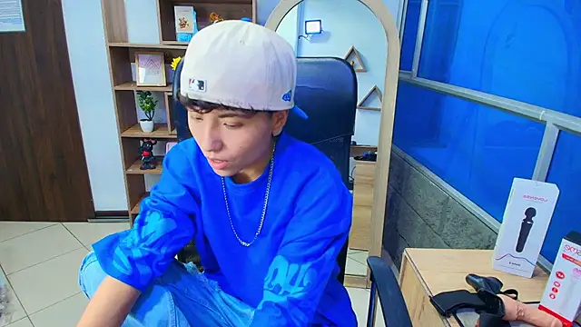 Im Mathias online show from 11.29.25