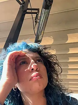 Sweet Chaos online show from 11.02.25