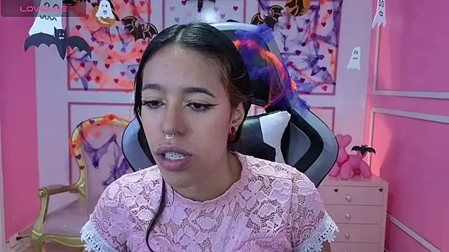 stephania t online show from 10.25.25