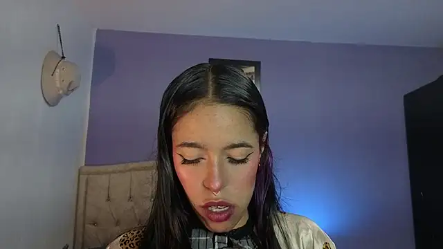 stephania t online show from 03.31.26