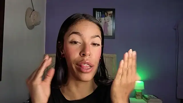 stephania t online show from 04.14.26