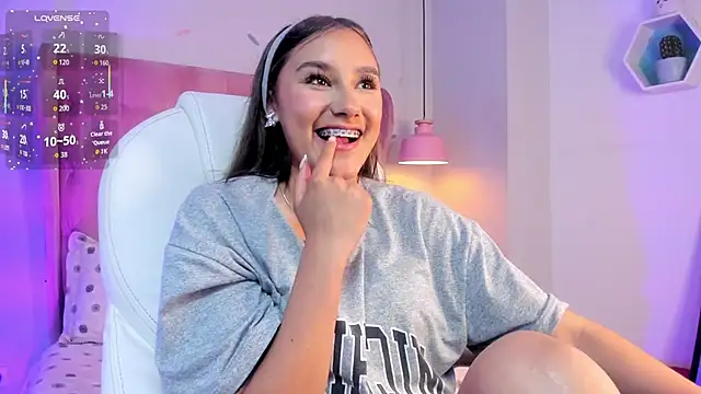  Sophie  miller online show from 11.11.25