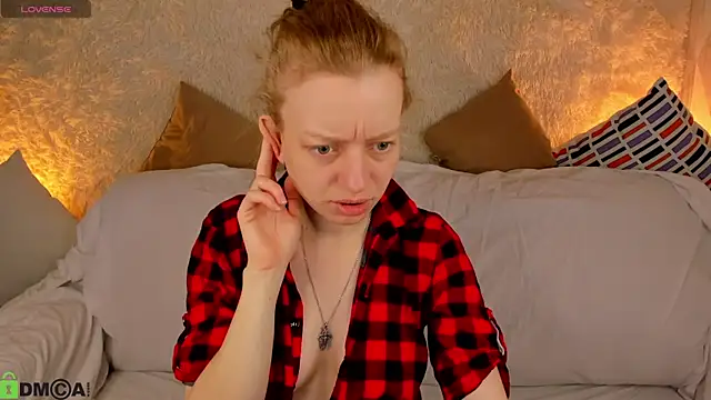 Michelle Blond online show from 04.06.26