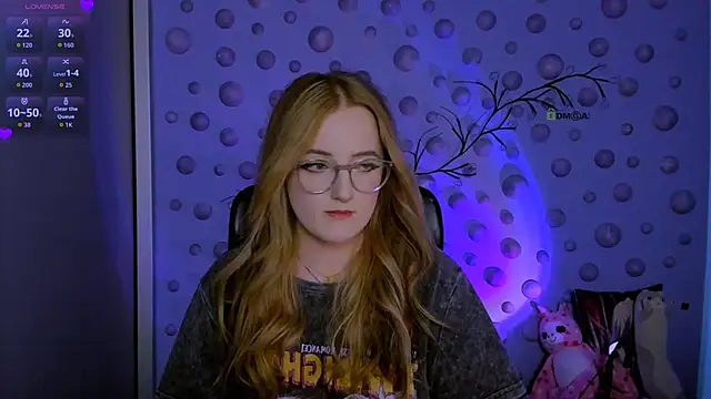 luna berryy online show from 02.17.26