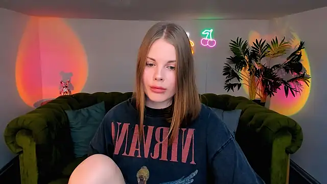 holy kitty online show from 09.19.25