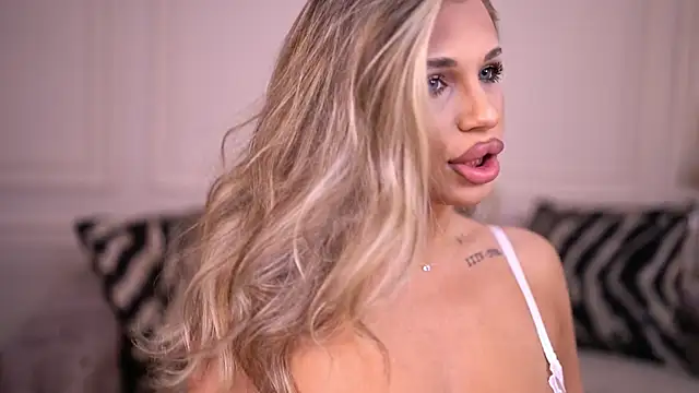 Candy Ivy online show from 01.31.25