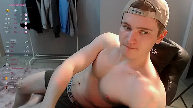 Snapshot of mishadiesel chatting on 12.08.24 mishadiesel online show from 12.08.24