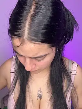 Cassie-millers online show from 02.07.25