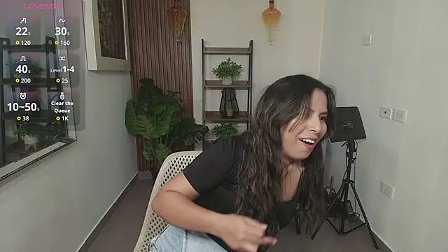 Sharlotte Milk online show from 09.10.25