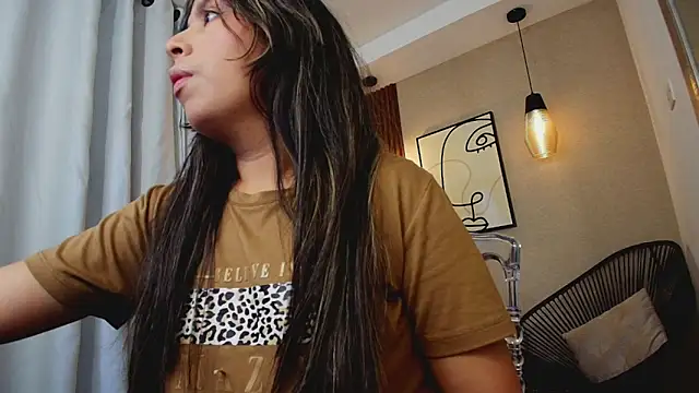 Sharlotte Milk online show from 09.19.25