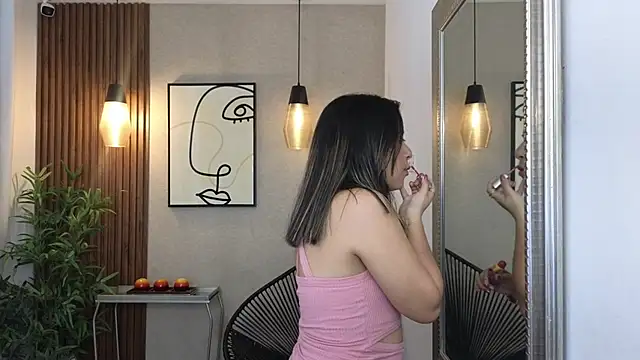 Sharlotte Milk online show from 11.25.25