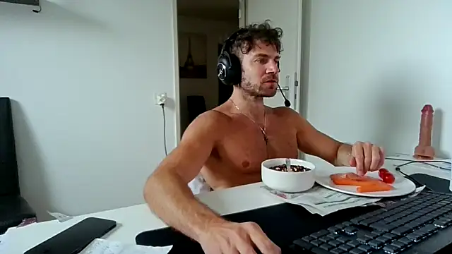 alpha-hunk online show from 05.06.26