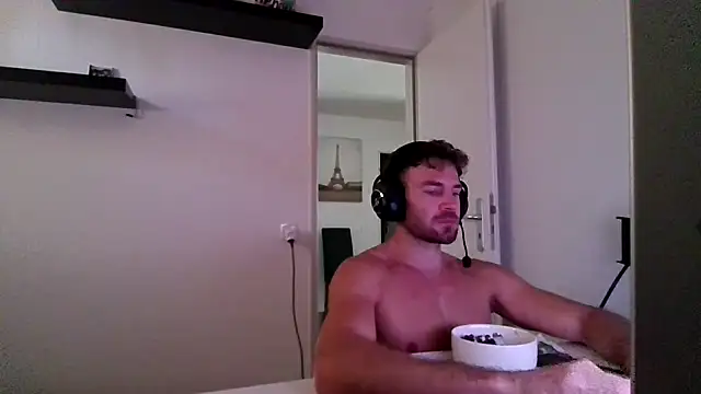 alpha-hunk online show from 07.08.26