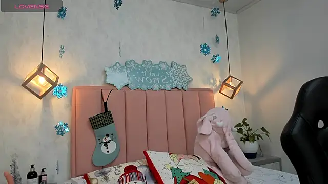 MAYROBERTSS online show from 12.19.24