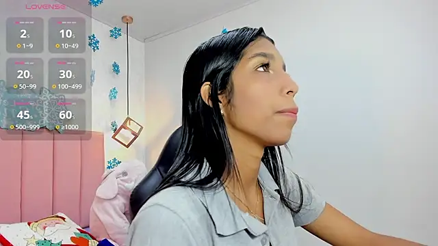 MAYROBERTSS online show from 01.04.25