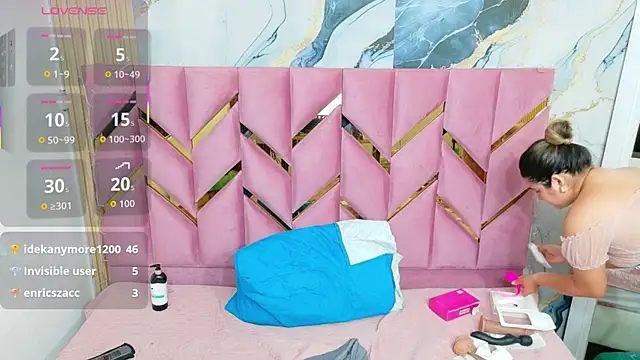 collegepawglovedaddy online show from 11.10.25