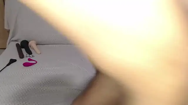 Snapshot of culbutemoi4 chatting on 11.02.25 culbutemoi4 online show from 11.02.25