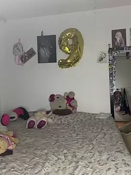 Kyna euphoria online show from 12.15.24