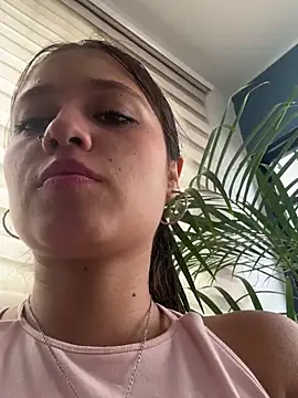 Kyna euphoria online show from 01.03.25