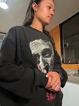 Kyna euphoria online show from 01.12.25