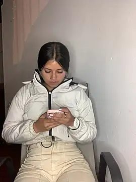 Kyna euphoria online show from 01.21.25