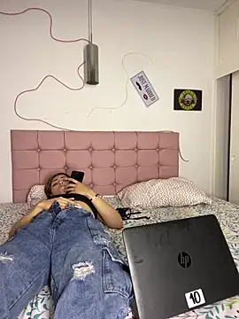 Kyna euphoria online show from 02.22.25