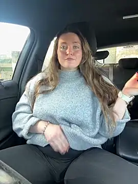 BustyBonnieUK online show from 11.25.25