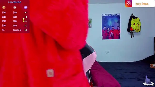 Lucyy-hess online show from 10.23.25