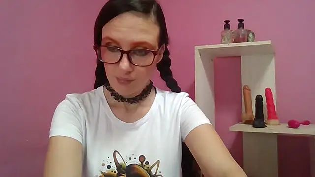 LolaBoobs online show from 04.18.26