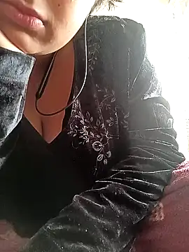 ruhi2003 online show from 12.16.24