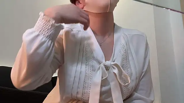 Risa 06 online show from 12.26.24