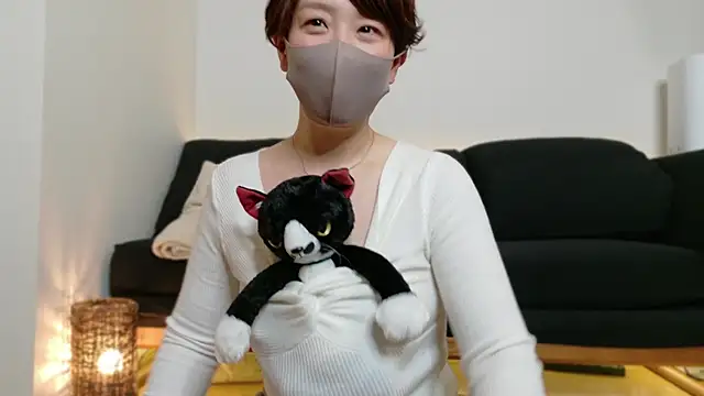 Risa 06 online show from 12.30.24