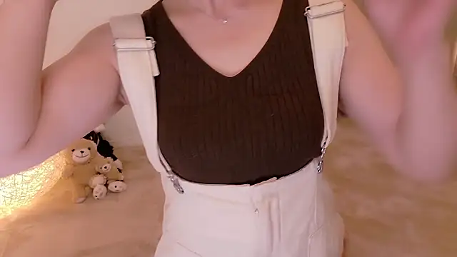 Risa 06 online show from 09.21.25