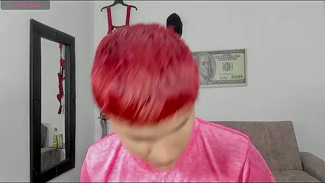 Snapshot of Lyam_ap chatting on 12.18.24 Lyam ap online show from 12.18.24