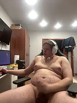 Snapshot of big_boy163 chatting on 12.14.25 big boy163 online show from 12.14.25