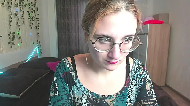 Miss Elsa  online show from 01.15.25