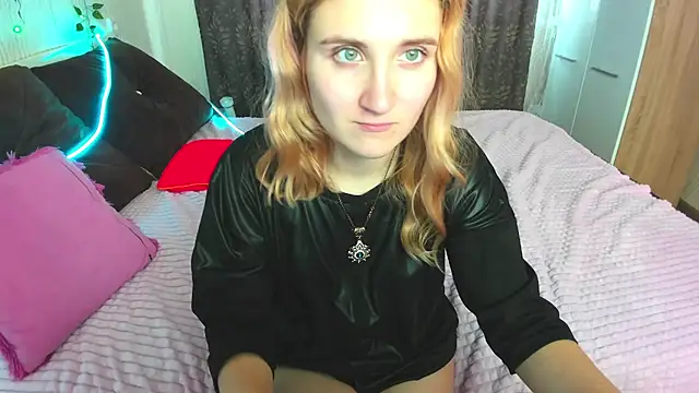 Miss Elsa  online show from 02.20.25