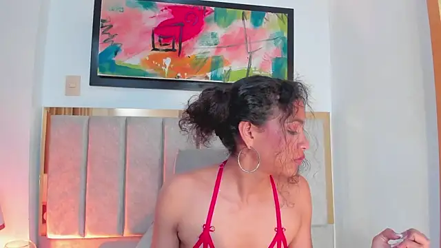 AntonellaHall  online show from 03.13.25