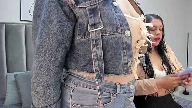 Snapshot of Laiia_Page chatting on 09.23.25 Laiia Page online show from 09.23.25