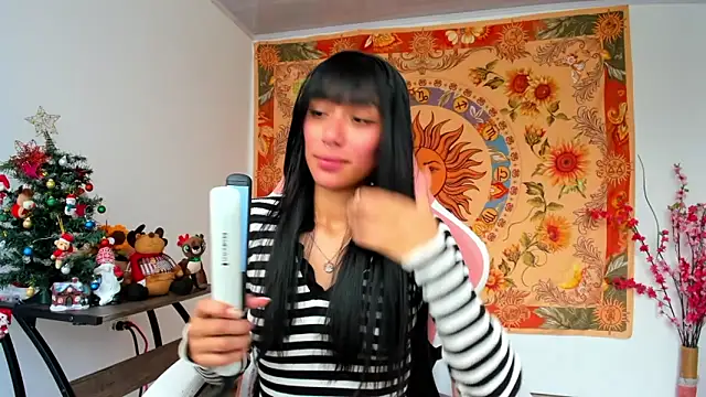 Snapshot of Demeter__ chatting on 12.29.24 Demeter online show from 12.29.24