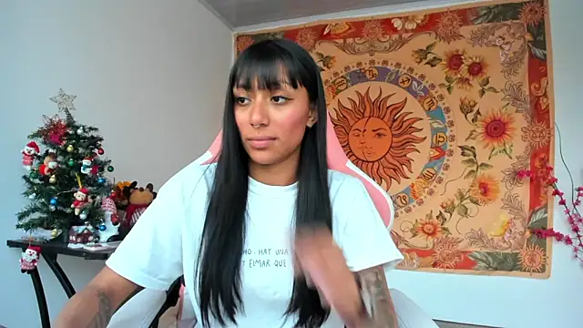 Snapshot of Demeter__ chatting on 01.09.25 Demeter online show from 01.09.25