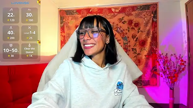 Snapshot of Demeter__ chatting on 09.09.25 Demeter online show from 09.09.25