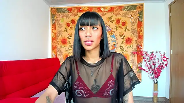 Snapshot of Demeter__ chatting on 10.04.25 Demeter online show from 10.04.25