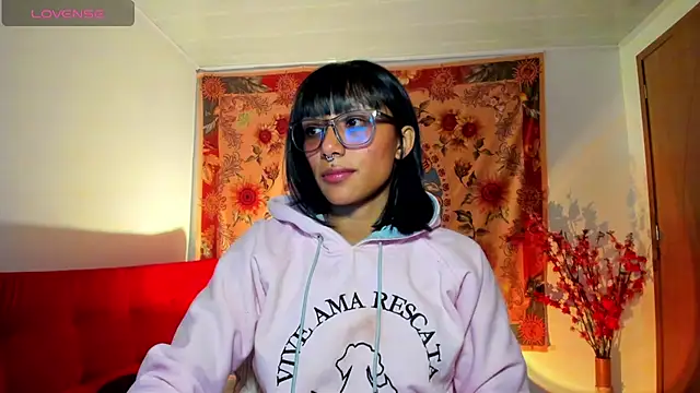 Snapshot of Demeter__ chatting on 10.15.25 Demeter online show from 10.15.25