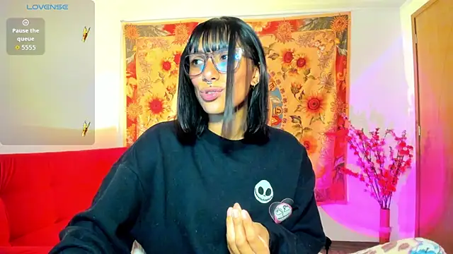 Snapshot of Demeter__ chatting on 10.24.25 Demeter online show from 10.24.25