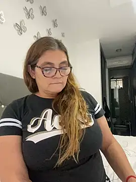 AntonellaAlondra4 online show from 02.23.25