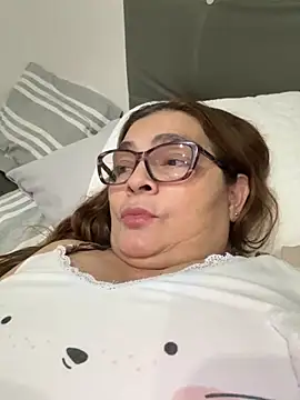 AntonellaAlondra4 online show from 11.25.25