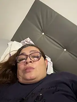 AntonellaAlondra4 online show from 04.07.26