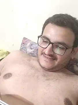 Snapshot of tarun997700 chatting on 10.31.25 tarun997700 online show from 10.31.25